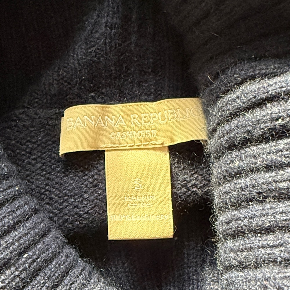 Banana Republic royal blue cable Knit Sweater